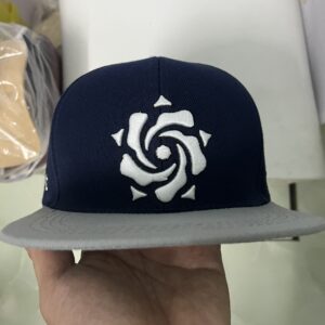 non hiphop theu logo hoa hong den theo yeu cau